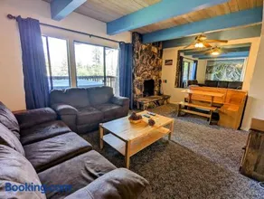 Snow Summit Townhouse with Spa Unit 70 - Image 2