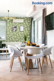 Balaton Lakeside Residence - Image 4