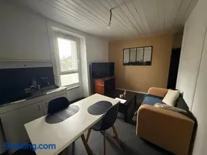 Appartement T2 Centre Pont Réan - Image 1