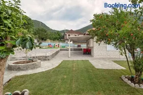 Bungalow Episkopiko - Image 1