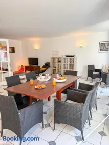 L'Escale St Nicolas - Image 2