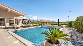 Villa Grazia by Villas Guide - Image 3