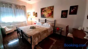 B&B Rosa - Image 1