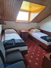 Domki, Apartamenty i Restauracja Włóczęga - Image 2
