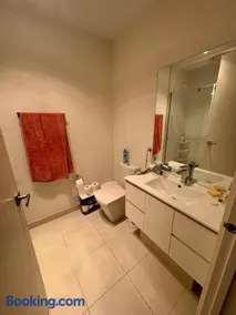 Spacious Master Room with Private Ensuite - Image 2