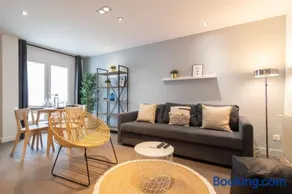 Tourcoing equipped apartment with terrace - Image 2