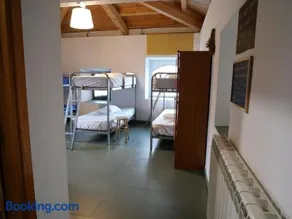 Albergue Municipal de peregrinos Pilgrim Hostel - Image 5