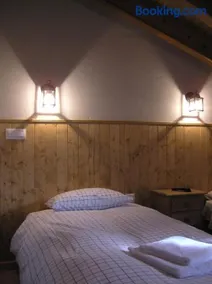 Hostal Rural Las Cuatro Calles - Image 3
