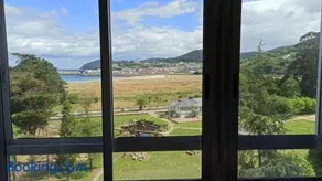 Piso luminoso y acogedor en primera línea de playa Covas Viveiro - Image 1
