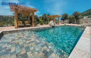 Résidence de Luxe 4 étoiles à Pietralba, 4 logements piscine chauffée BALAGNE - Image 2