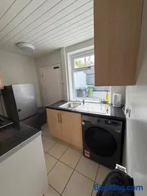 Small cottage based in Wrexham - Image 3