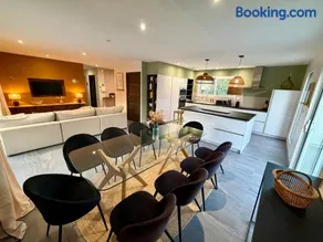 Villa 5 étoiles, 10p, 5ch, piscine chauffée d'avril à octobre inclus 'CASA FAMILIA' - Image 2