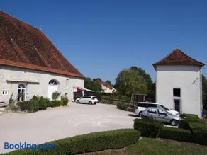 La Grange, gîte classé, 300m du canal & vélo-route, 2km du centre de Dole - Image 2