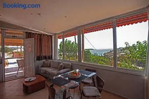 Voula Home - Image 1