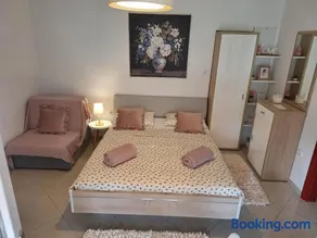 Ivano Apartments - Image 4
