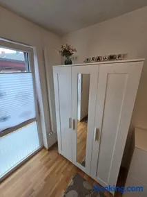 Hochwertige 3 Zimmer Erdgeschosswohnung - Image 1