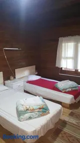 Old Fane's Lodge - Image 1