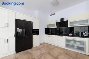 Spacious Apartment in Wisełka with Parking and Seasonal Swimming Pool by Renters Prestige - Image 5