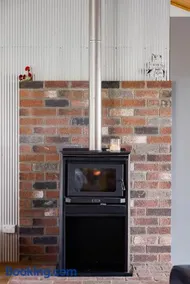 Amaroo Swan BnB Management - Image 3