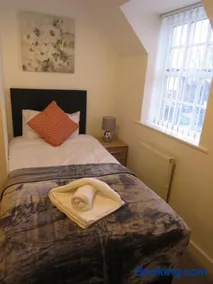 Hamilton Apartment - Image 3