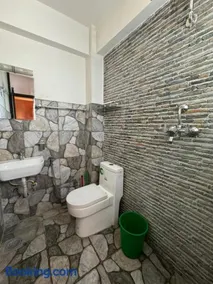 Looniva Guest House - Image 2