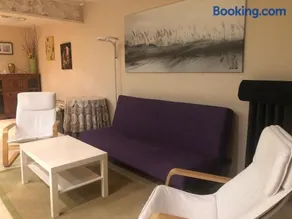 Apartamento con jardin - Image 2