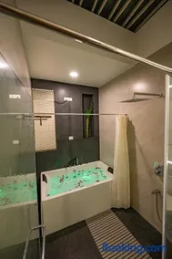 S R Premium Suites - Image 2