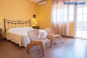 Casa en el pantano de Orellana - Image 4