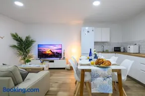 Gloria Beach Apartment - Image 1
