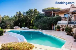 Romazzino Beach Villa, Porto Cervo, Sardinia - Image 2