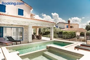 Villa Torre III - Image 2