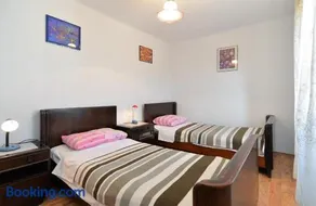 House Vežnaveri 2063 - Image 3