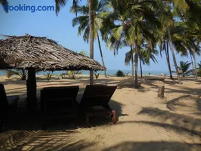 Canaan Beach Resort - Image 2
