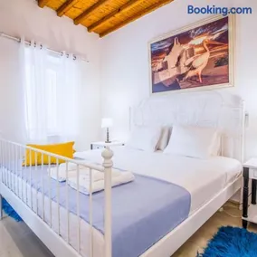 Like a white seagull in Mykonos! - Image 2