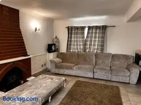 5 Bedroom house Doncaster - Image 5