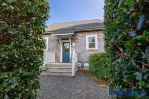 A House By The Sea by Seabrook Hospitality - Image 4
