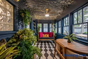 Storybook Escape - Hidden Speakeasy, Hot Tub, Sauna - Image 4