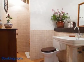 House With 4 Bedrooms in Villasur de Herreros, With Wonderful Lake View, Furnished Garden and Wifi - Image 3