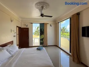 Noah Family Room with Seaview Balcony - Image 2