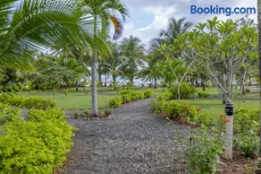 Salvatierra Beachfront Hotel - Image 3