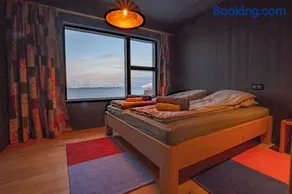 Design House Laugaland on Eyjafjörður with Sea View - by Nollur - Image 3