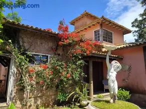 Casa em Geribá com piscina e 6 quartos, sendo 5 suítes - Image 1