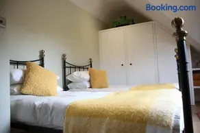 Wonderfully Spacious Luxury Holiday Cottage - Image 2