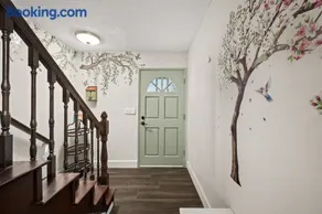 The Quirky Bloom-Whimsical Guest house - Image 5