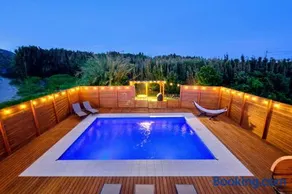 Blu Pointe & Retreat - Image 2