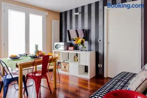 GuestHost - Milano Urban Penthouse - Image 2