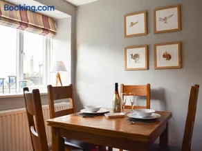 3 Winville Mews - Image 4