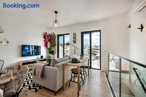 Casinha da Sorte - Stylish & Unique House - Image 4