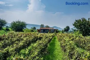 SaffronStays Rose Vineyard by the Lake, Nashik - Image 3