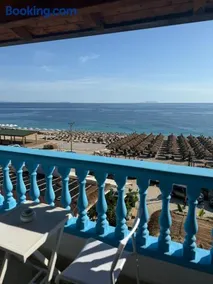 Yamas Hotel "Ex Malibu" - Image 1